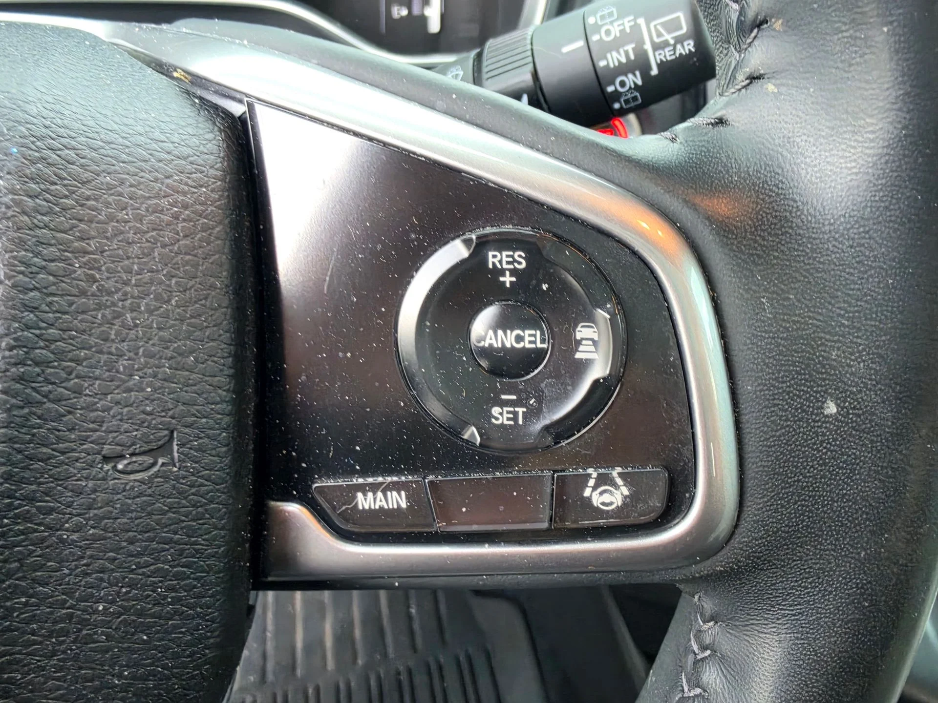 Used 2021  Honda EX-L image 19