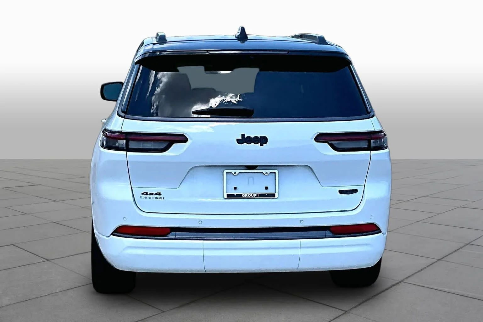 New 2026 Bright White Clear-Coat Exterior Paint Jeep Summit image 5