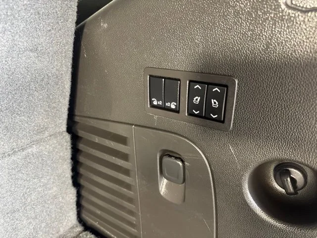 Used 2016 Beige GMC Denali image 23