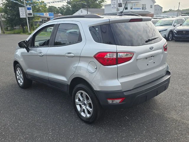 Used 2018 Silver Metallic Ford SE image 5
