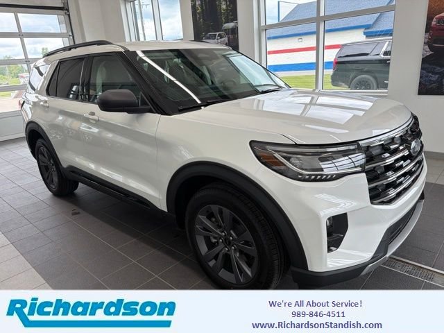 New 2026 Star White Metallic Tri-Coat Ford Active image 1