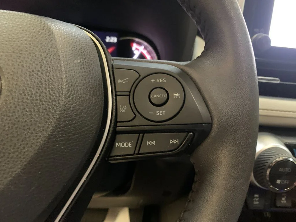 Used 2024 Gray Toyota XLE Premium image 29