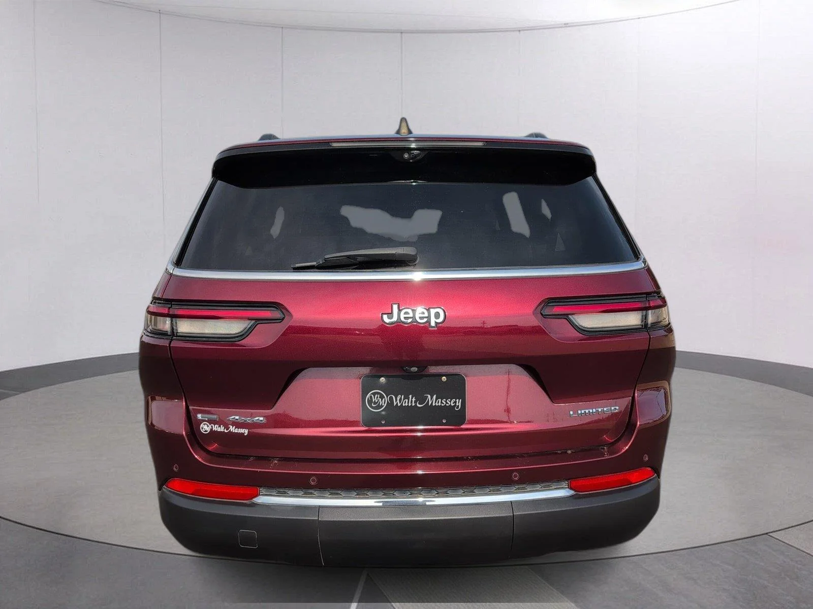 Used 2021 Velvet Red Pearlcoat Jeep Limited image 6