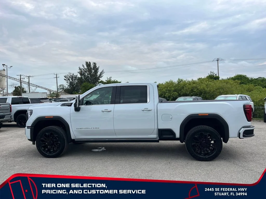 New 2026 Glacier White Tricoat GMC Denali Ultimate image 4