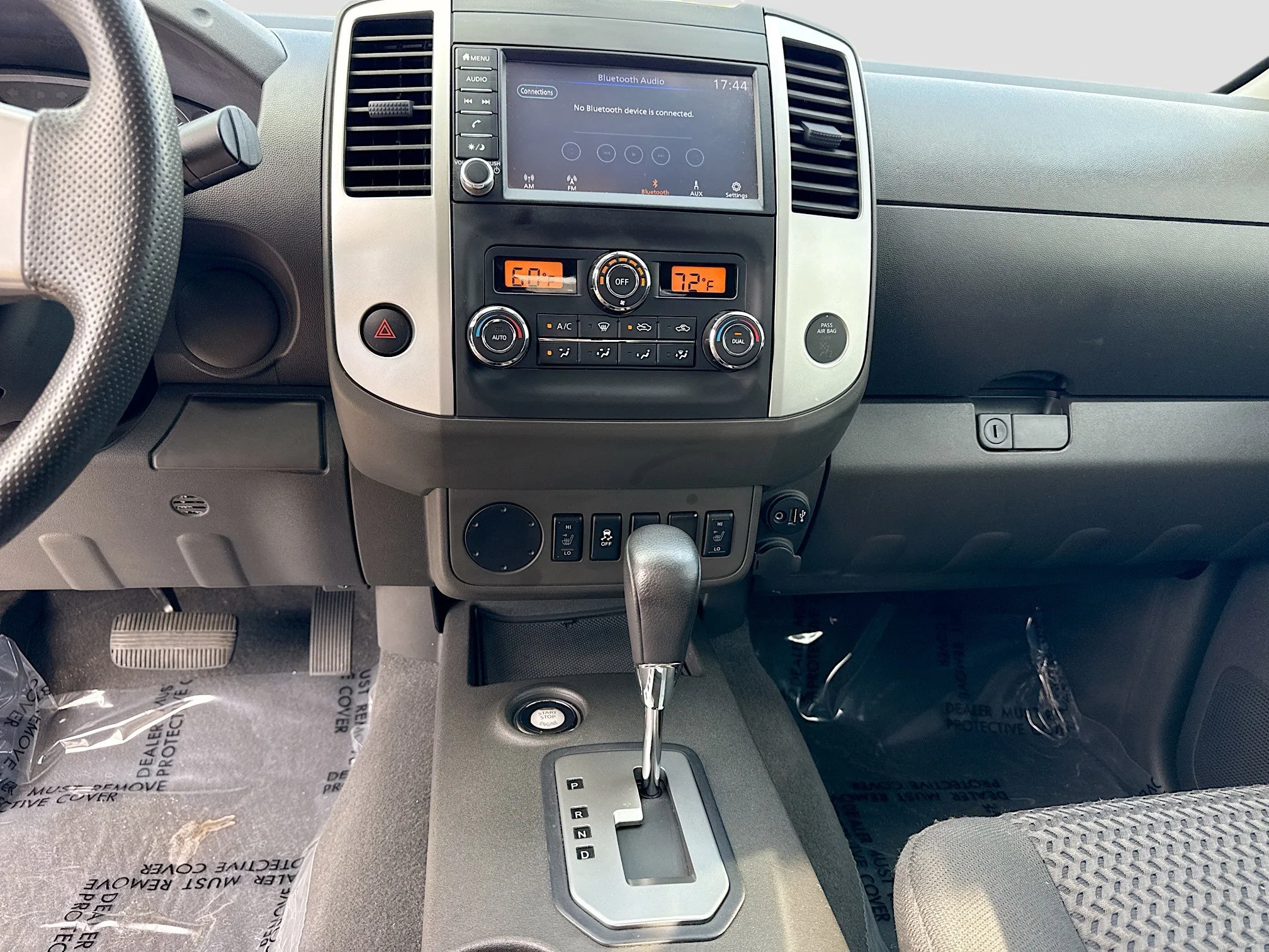 Used 2020 Arctic Blue Metallic Nissan SV image 18