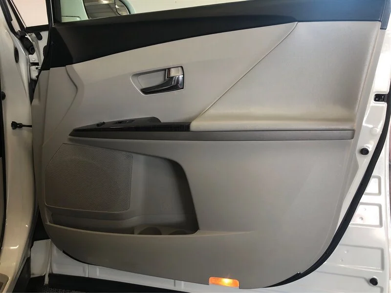2015 Toyota Venza LE - Photo 16