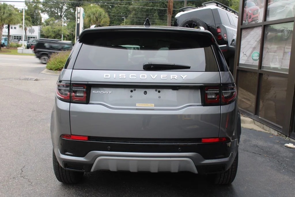 Certified Used 2025 Eiger Grey Metallic Land Rover S image 7