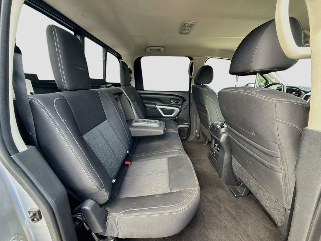 Used 2018 Brilliant Silver Nissan SV image 27