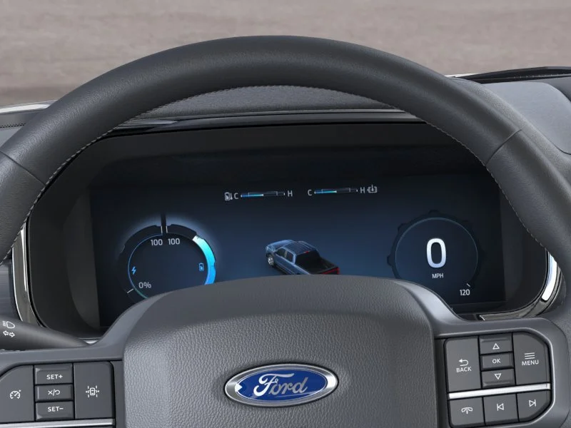 2025 Ford F-150 Lightning XLT - Photo 13
