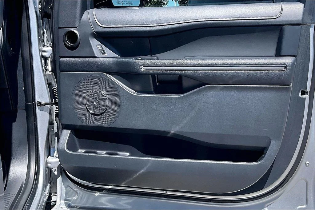Used 2022 Silver Ford XLT image 29