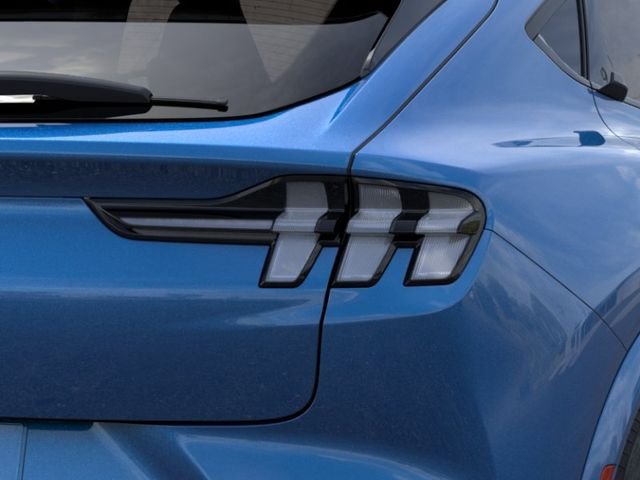 New 2026 Velocity Blue Metallic Ford Premium image 21