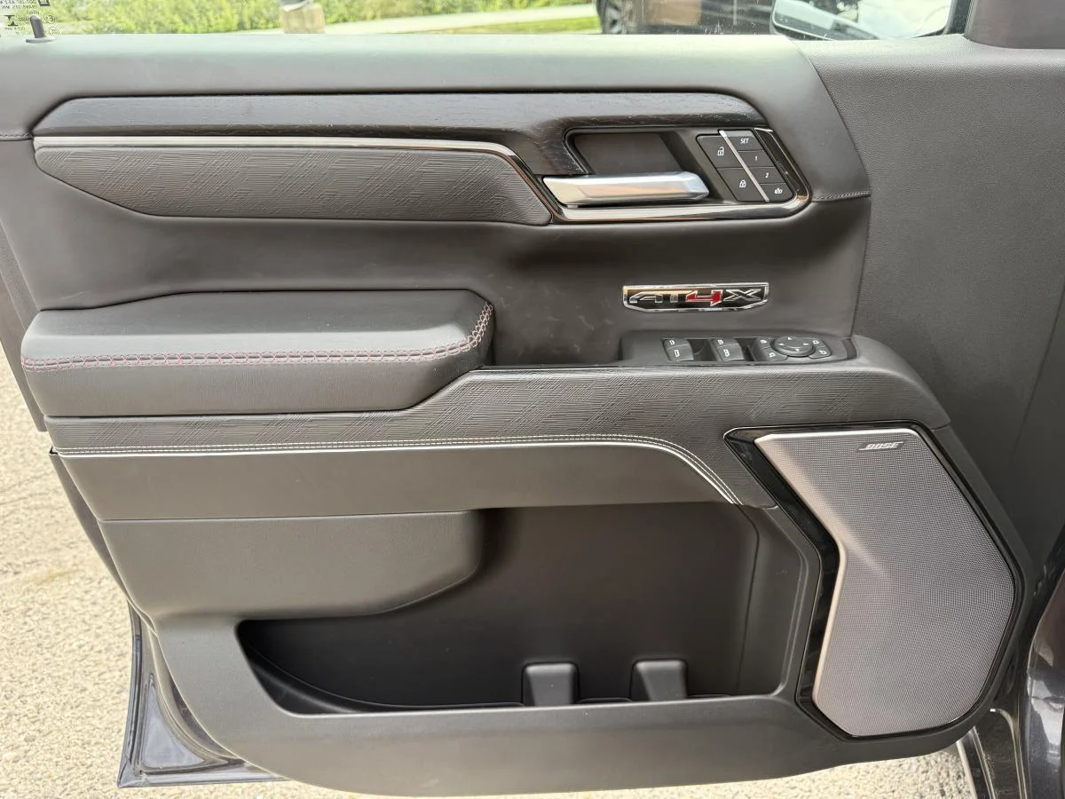 Used 2022 Grey GMC At4x image 11