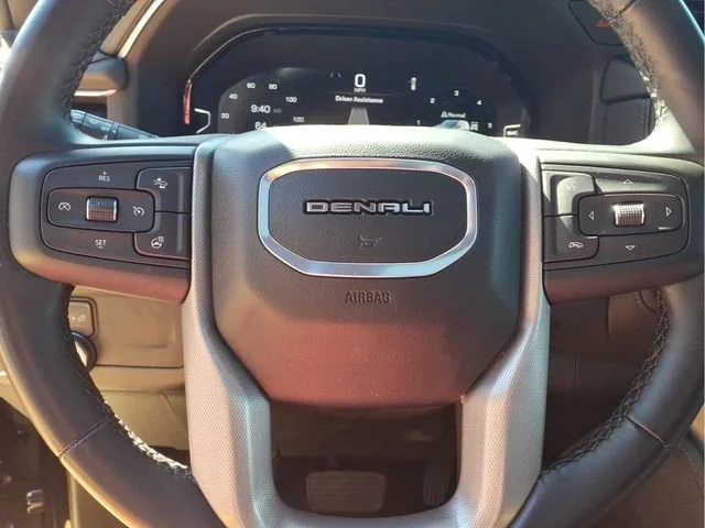Used 2024 Onyx Black GMC Denali image 14