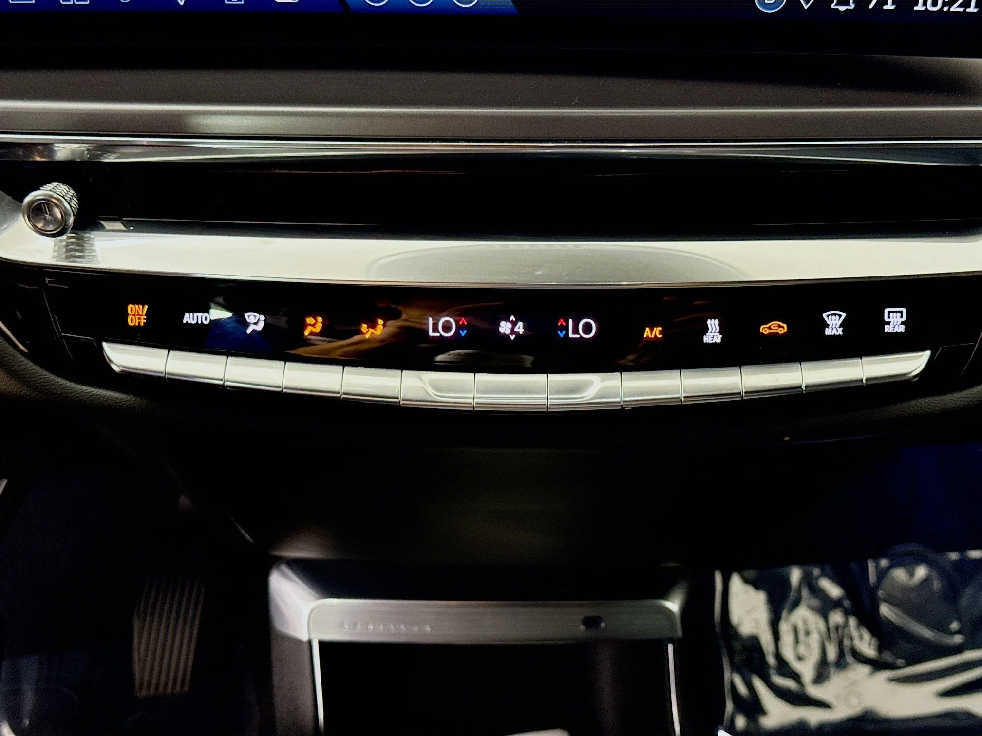 Used 2024 Emerald Lake Metallic Cadillac Tech image 18