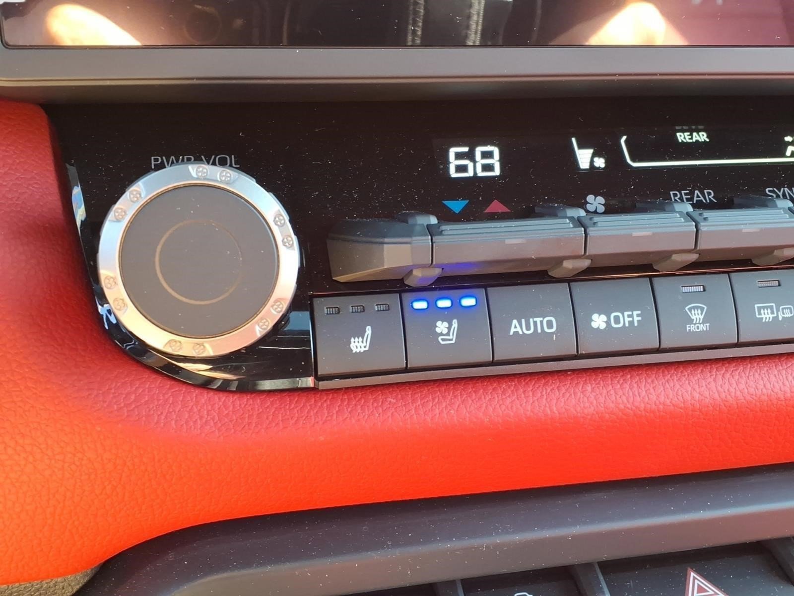2025 Toyota Sequoia TRD Pro - Photo 19
