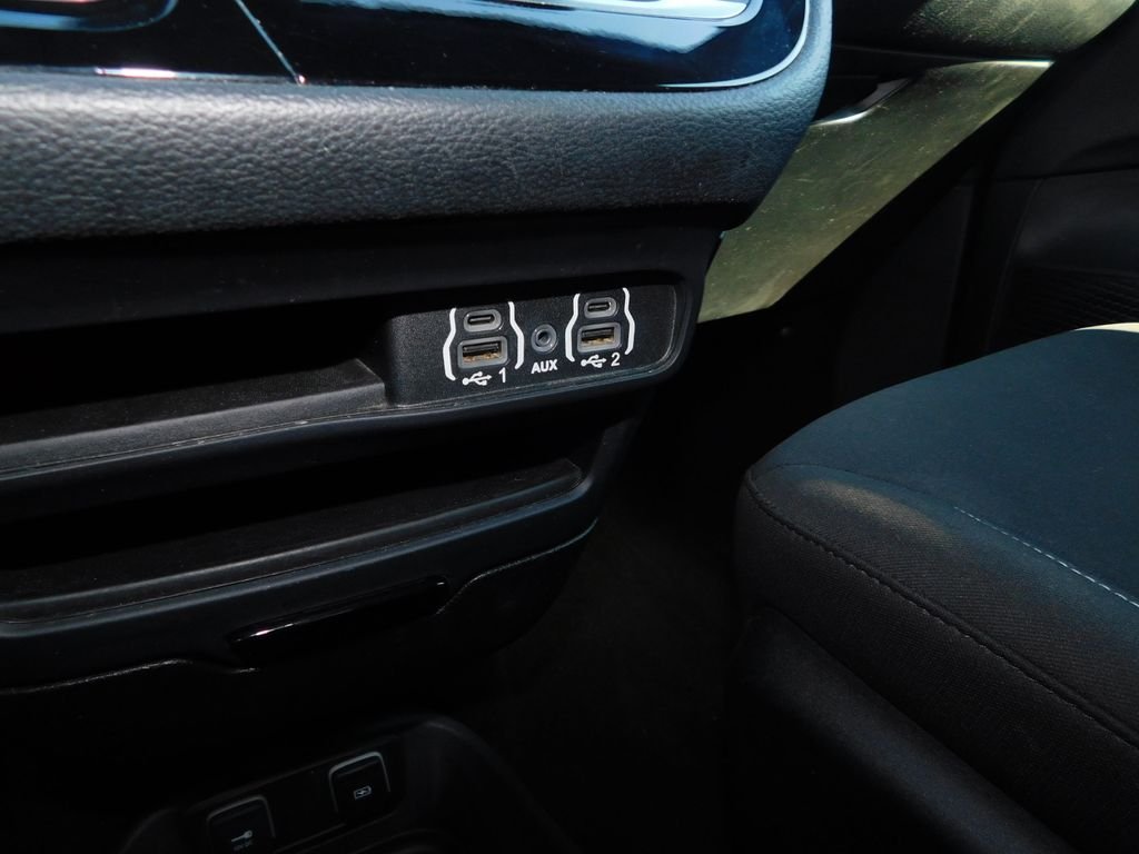 Used 2021 Black Chrysler Touring image 40