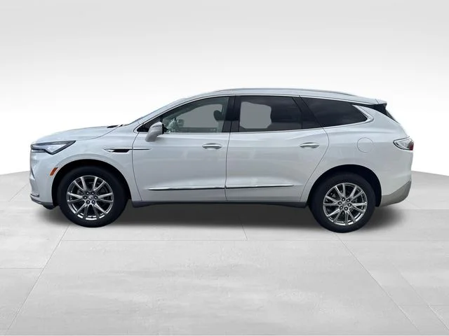 Used 2023 White Buick Essence image 2