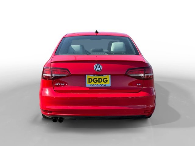 Used 2016 Tornado Red Volkswagen 1.8T Sport image 4