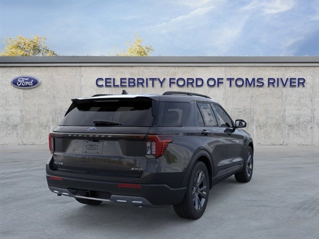 New 2026 Agate Black Metallic Ford Active image 8
