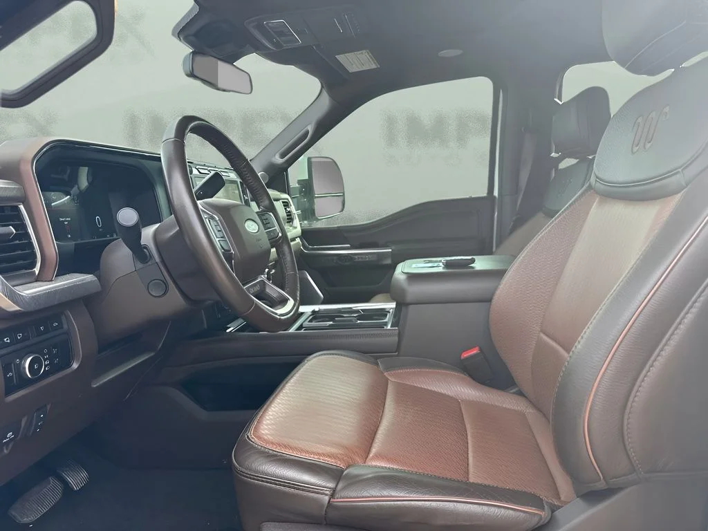 Used 2023  Ford King Ranch image 9
