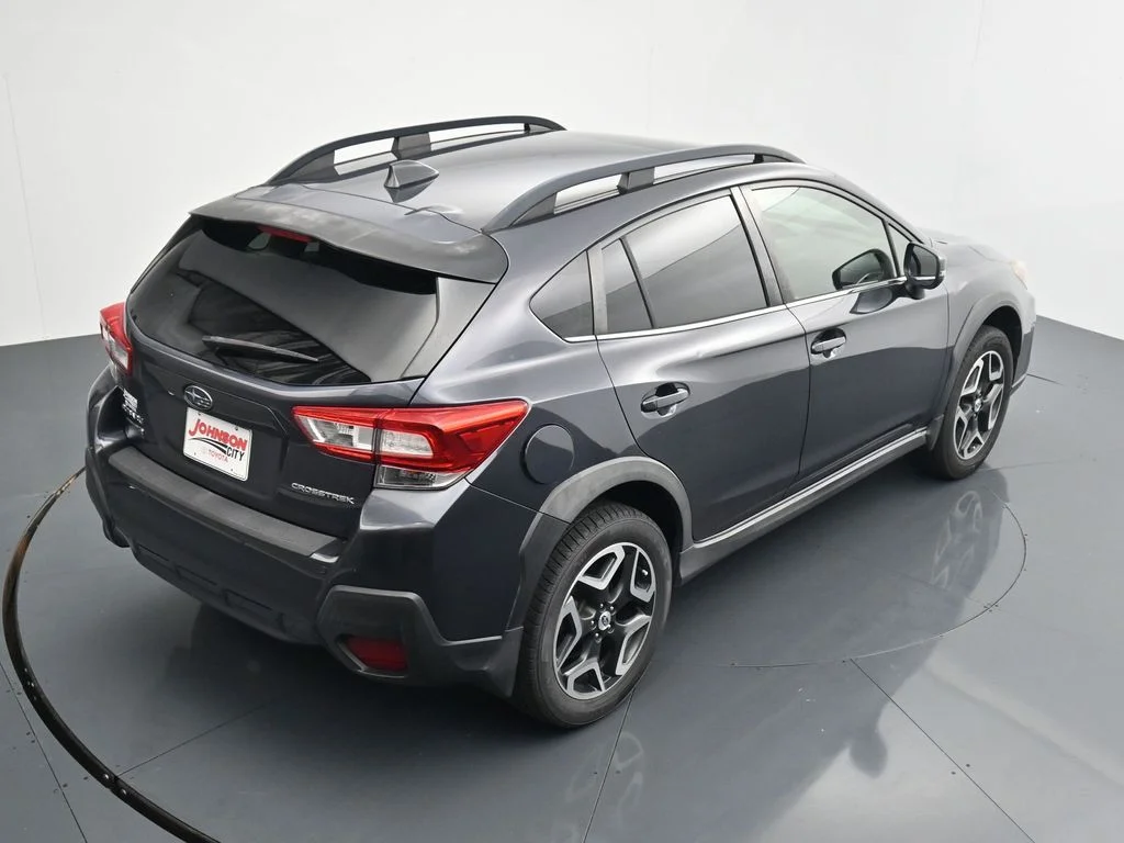 Used 2018 Gray Subaru 2.0i Limited image 30