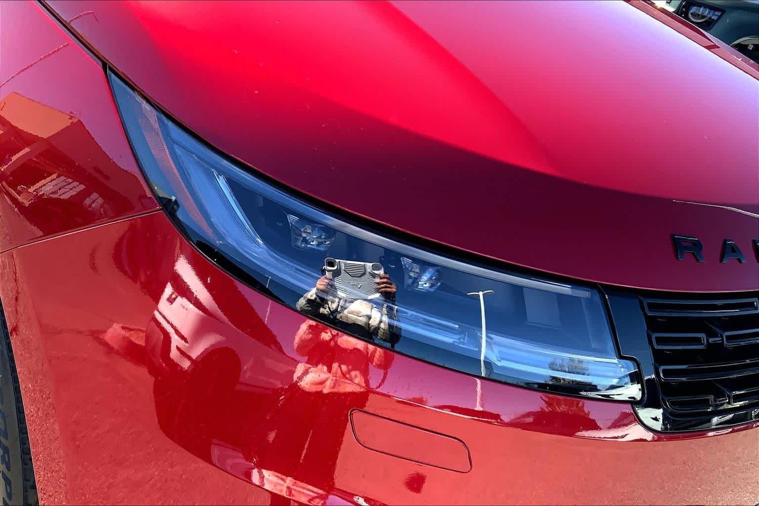 New 2026 Firenze Red Land Rover SE image 13