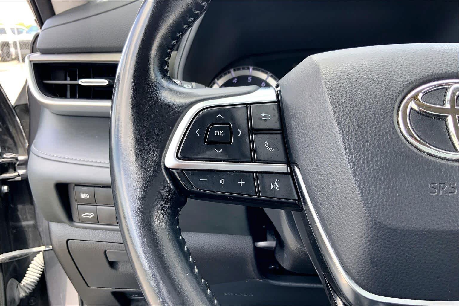 Used 2021 Magnetic Gray Metallic Toyota LE image 23