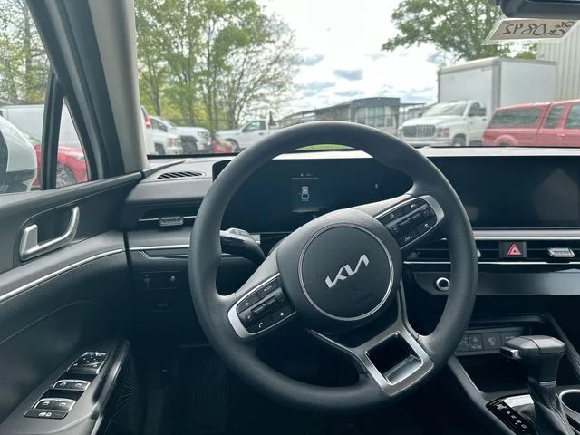 New 2026 Snow White Pearl Kia LXS FWD image 13