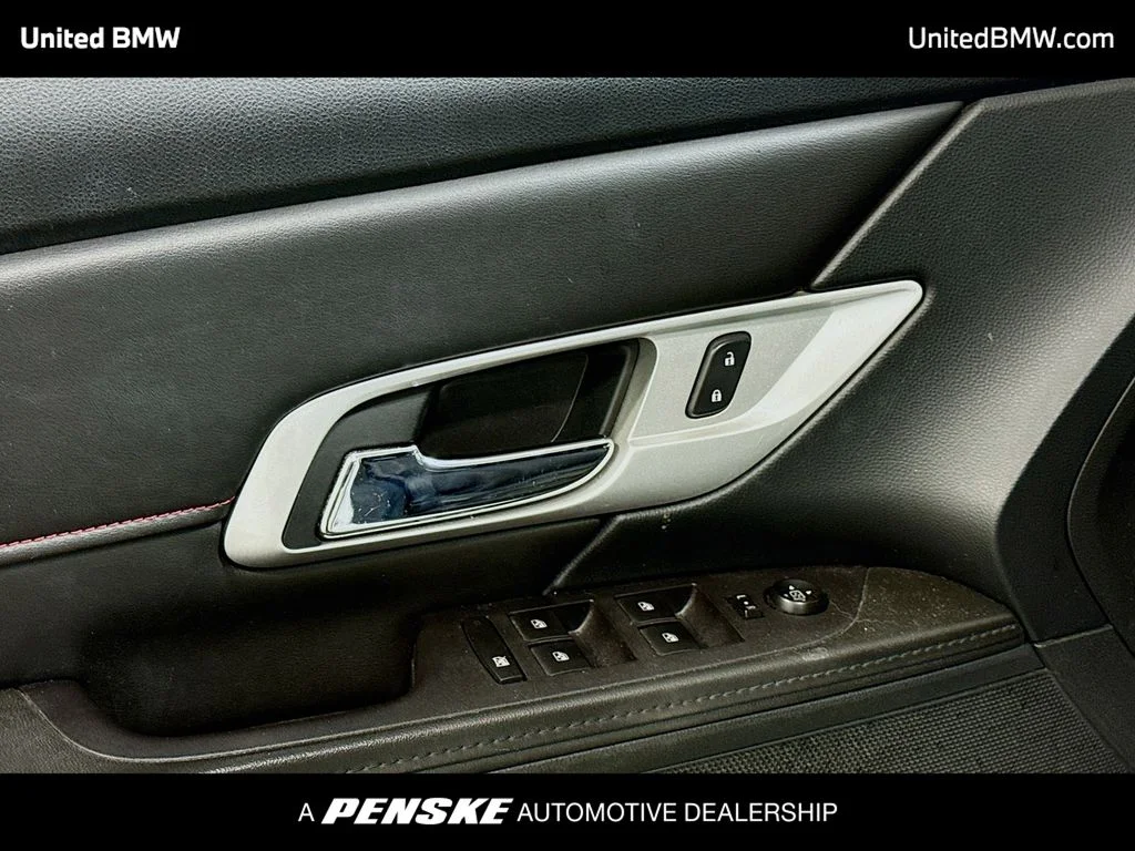 Used 2016 White Frost GMC SLE-1 image 3