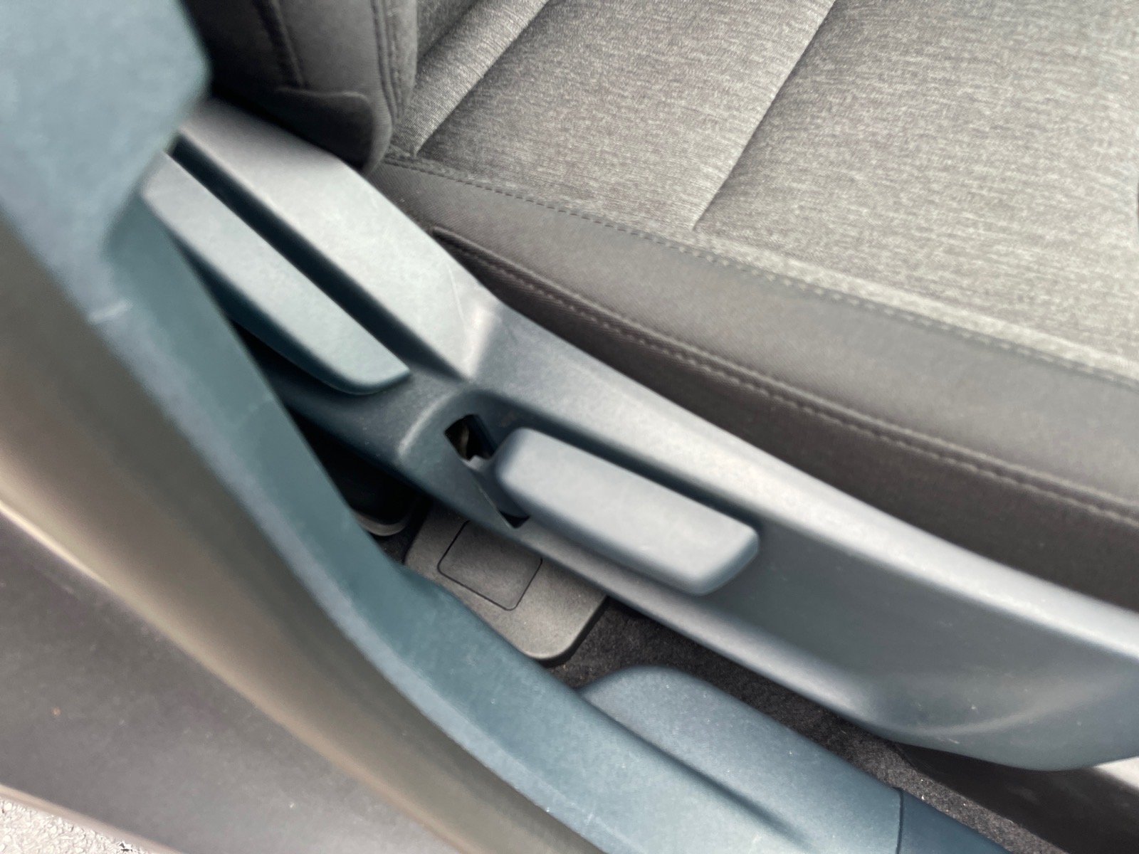 Used 2025 Carbonized Gray Metallic Ford XLT image 17