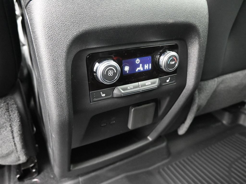 2026 GMC Acadia Elevation - Photo 24