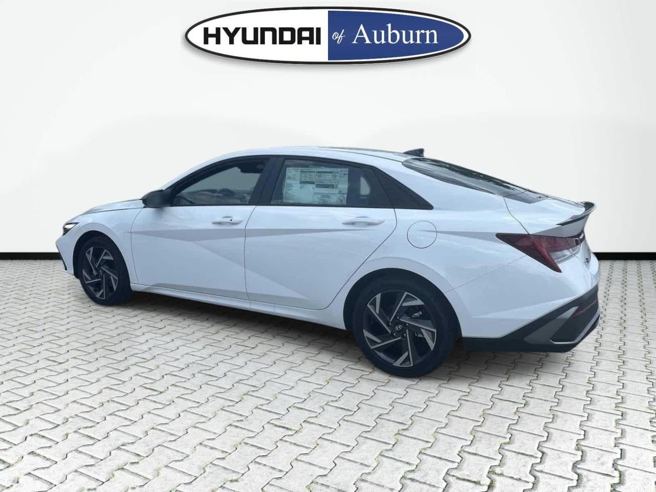 2025 Hyundai Elantra Blue - Photo 14