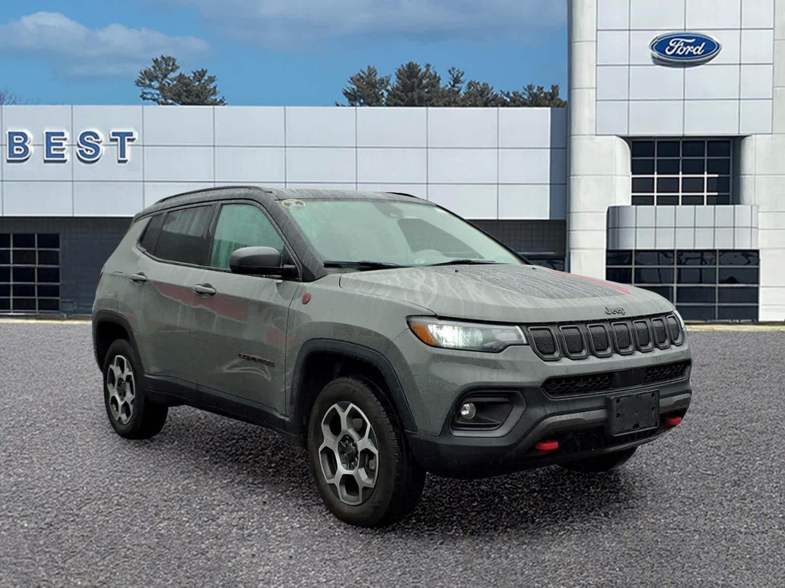 Used 2022 Sting-Gray Clearcoat Jeep Trailhawk image 9