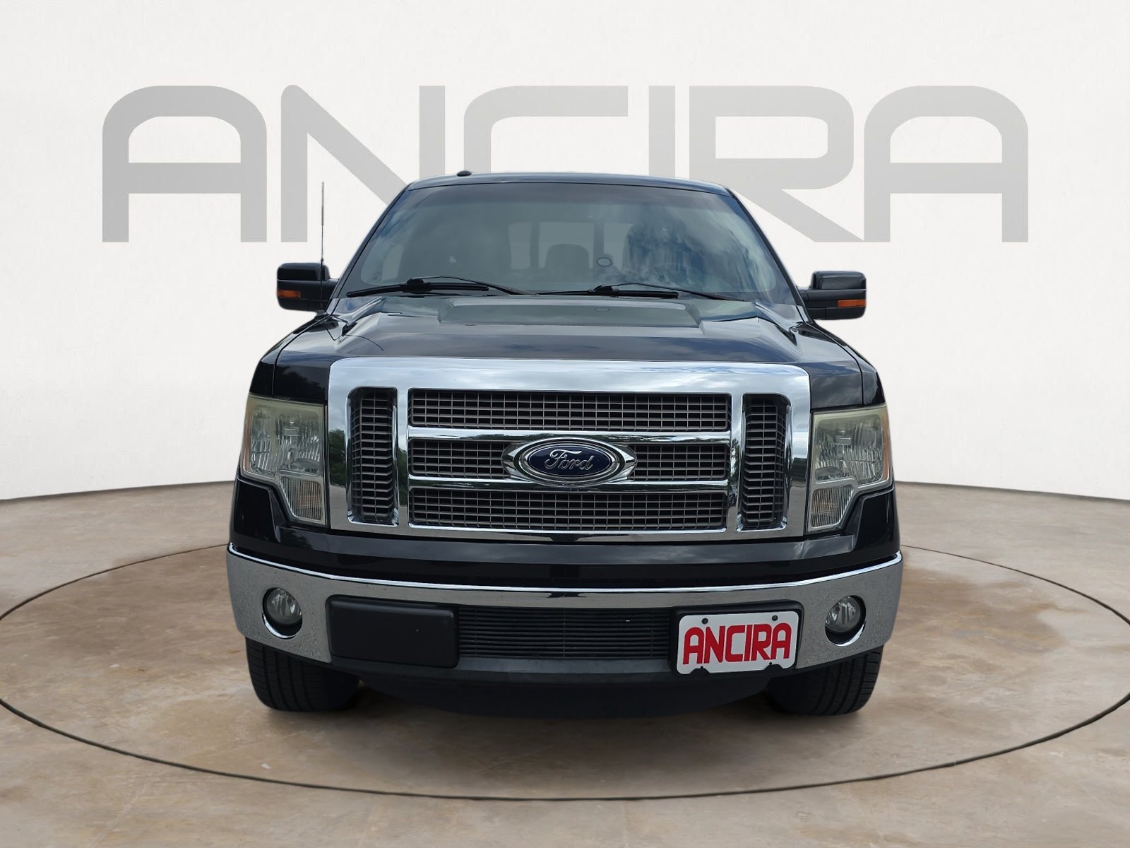 Used 2011 Tuxedo Black Metallic Ford Lariat image 5