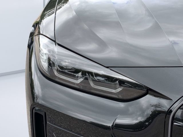 Used 2024 Black BMW M50 image 9