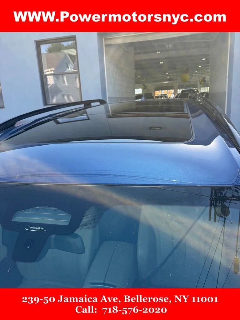 Used 2021 Blue BMW xDrive40i image 16