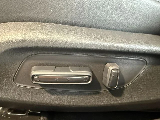 New 2026 Platinum White Pearl Acura Base image 15