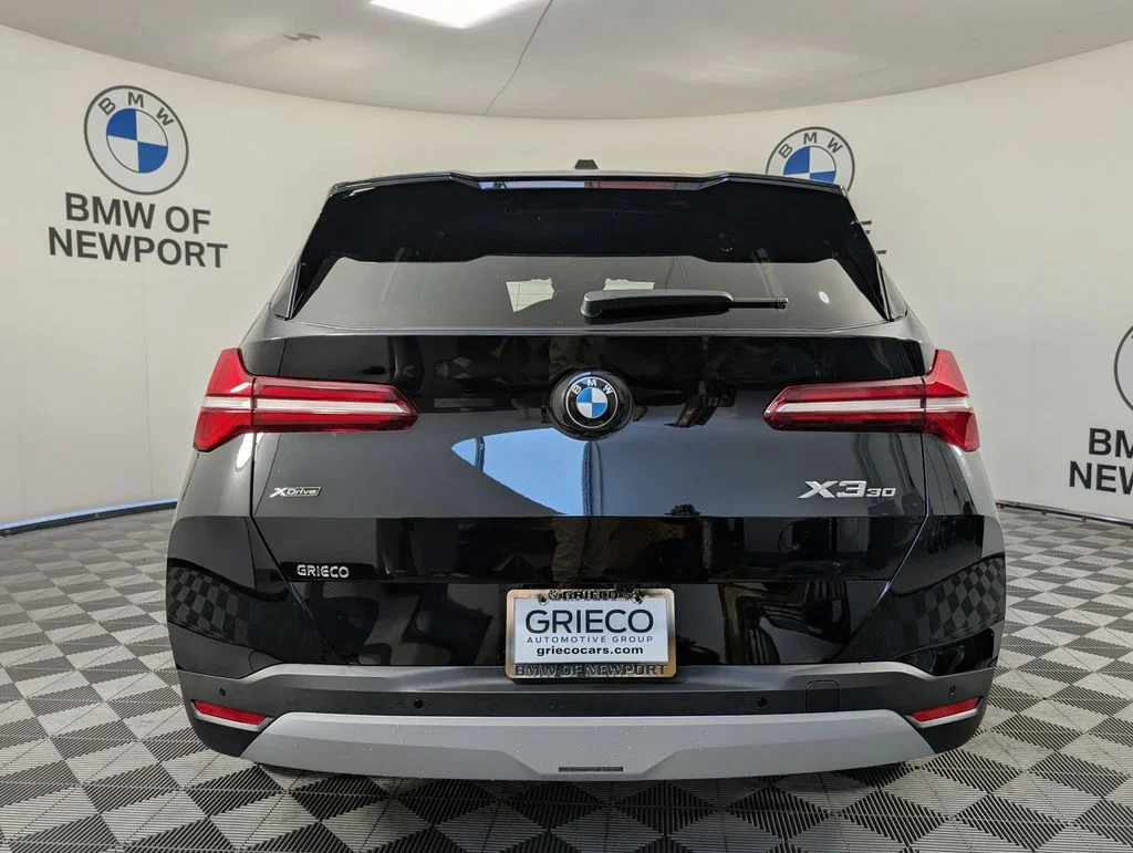 New 2026 Black Sapphire Metallic BMW 30 xDrive image 7