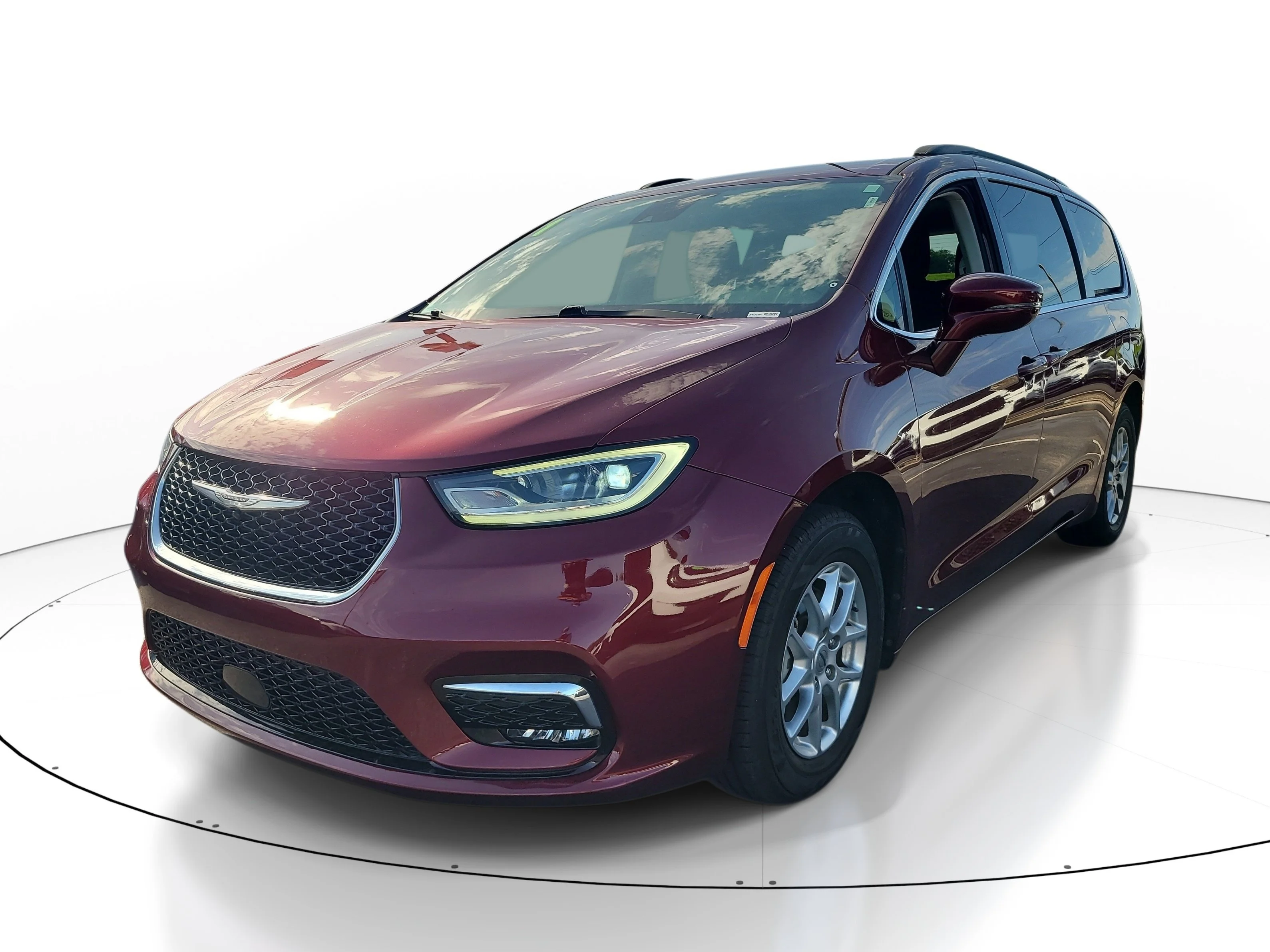 Used 2021 Velvet Red Pearlcoat Chrysler Touring image 3