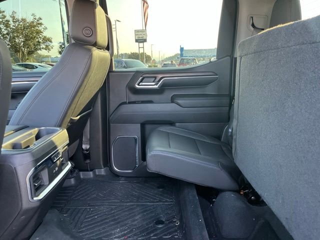 Used 2024 White GMC SLT image 12