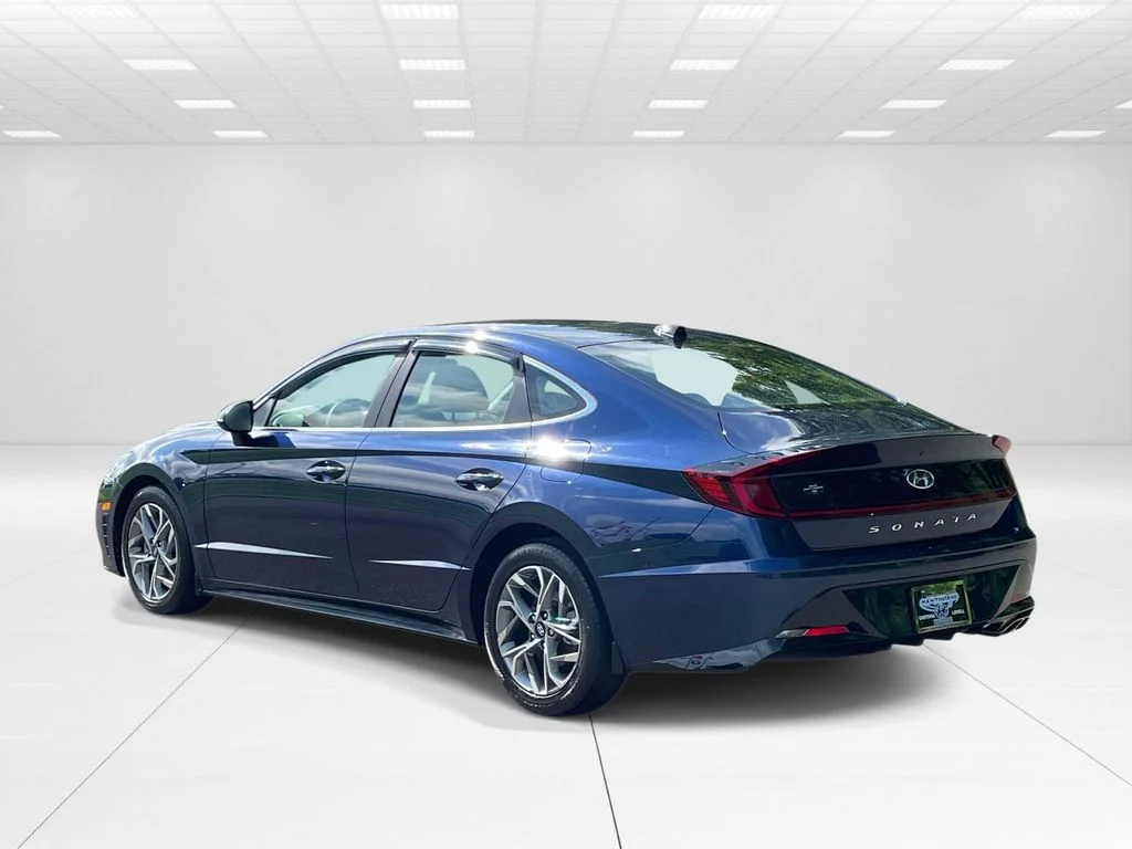 Used 2021 Blue Hyundai SEL image 4