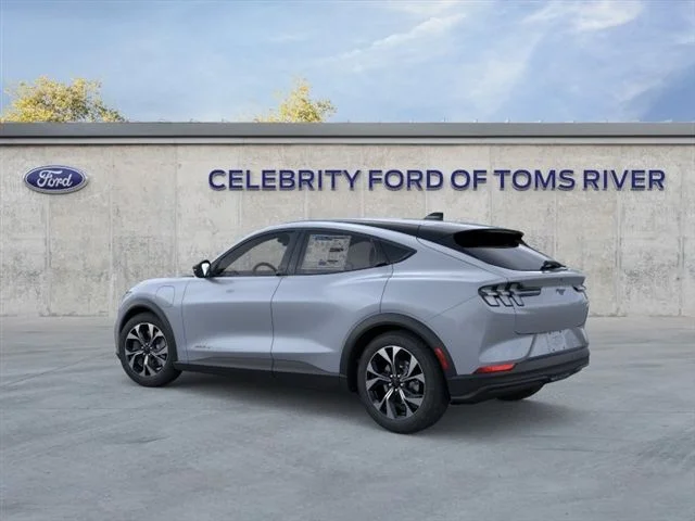 New 2026 Gray Ford Select image 4