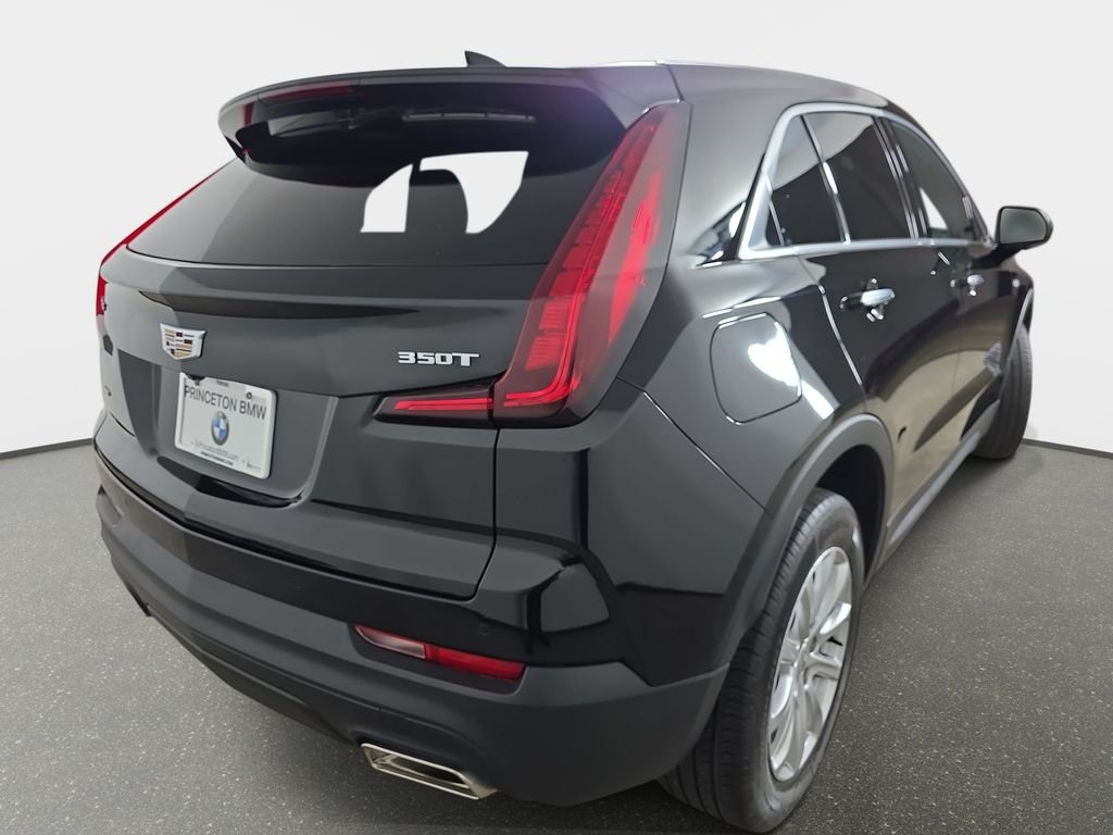 Used 2022 Stellar Black Metallic Cadillac Luxury image 37
