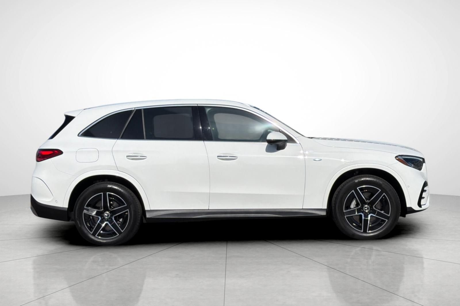 Certified Used 2025 White Mercedes-Benz GLC 350e image 32