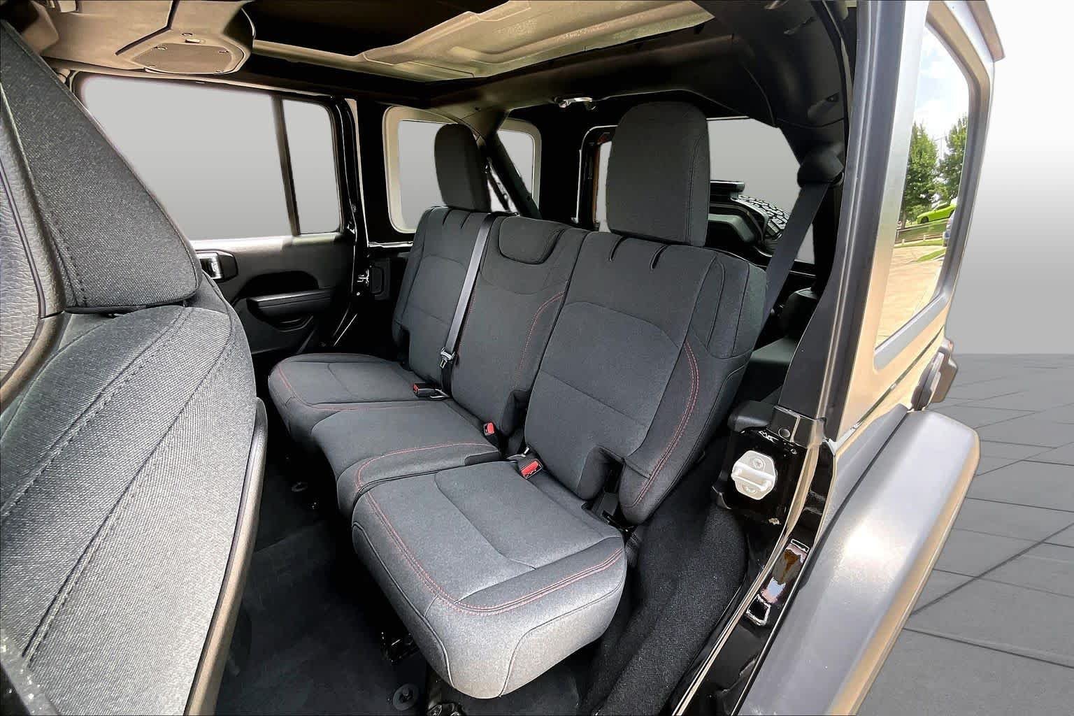 Used 2024 Black Clearcoat Jeep Rubicon image 19