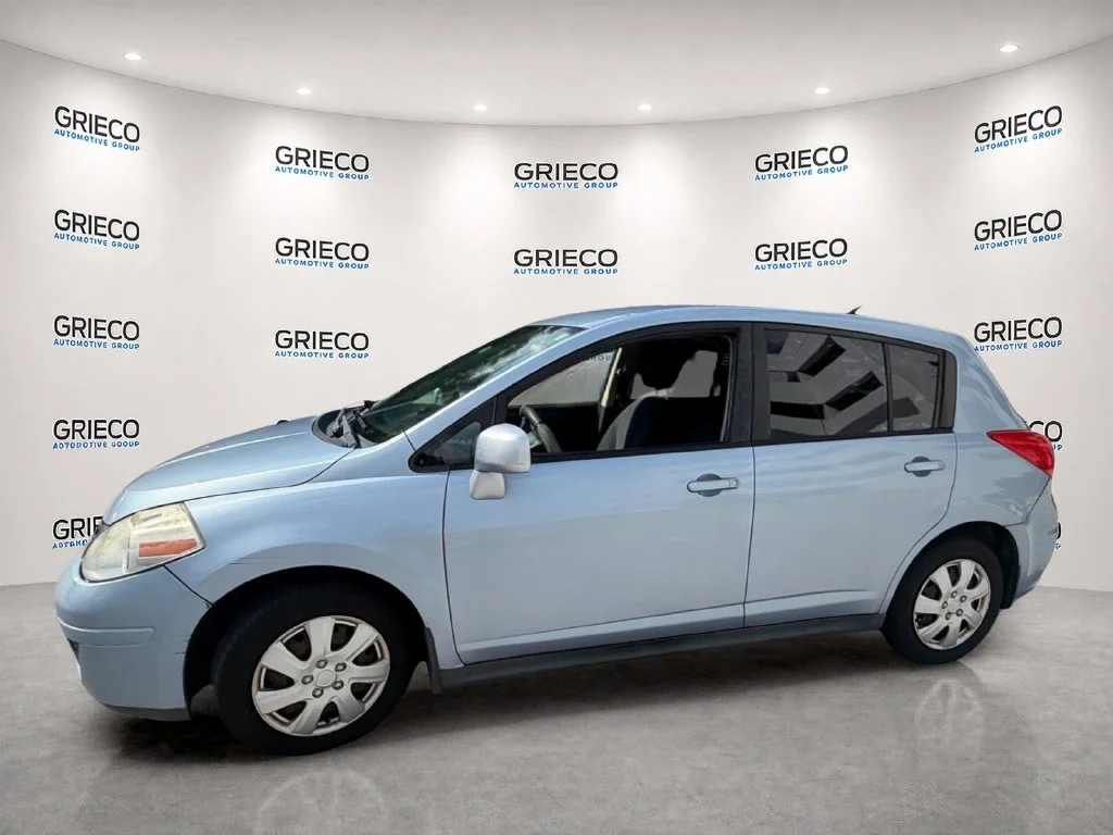 Used 2011 Arctic Blue Nissan 1.8 S image 4