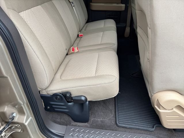 Used 2013 Pale Adobe Metall Ford XLT image 18