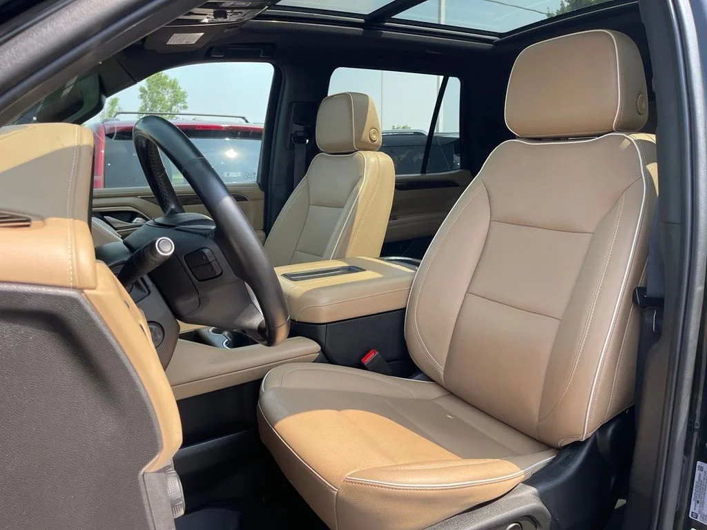 Used 2023 Black Chevrolet Premier image 28