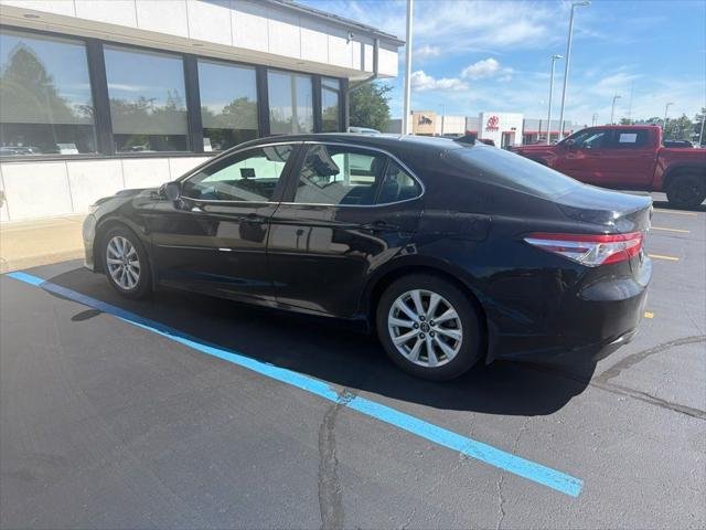 Certified Used 2019 MIDNIGHT BLACK METAL Toyota LE image 7