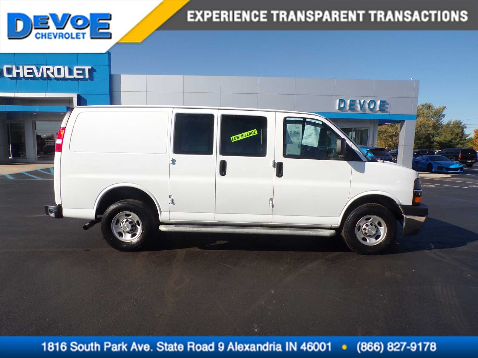 2024 Chevrolet Express 2500 Work Van HD's photo